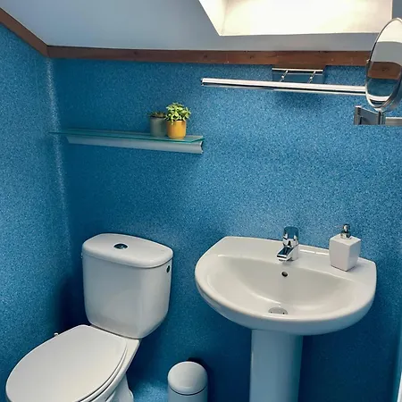 Surf Bed & Breakfast