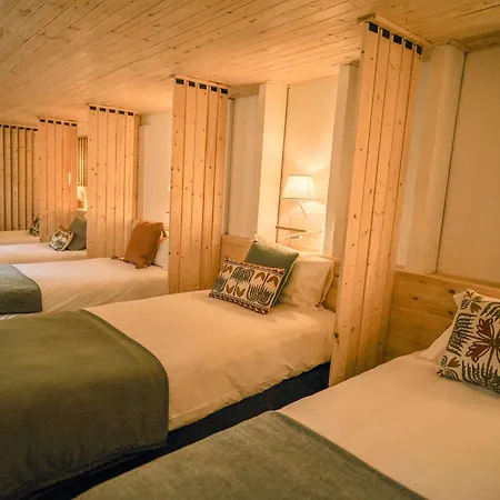 Surf Bed & Breakfast